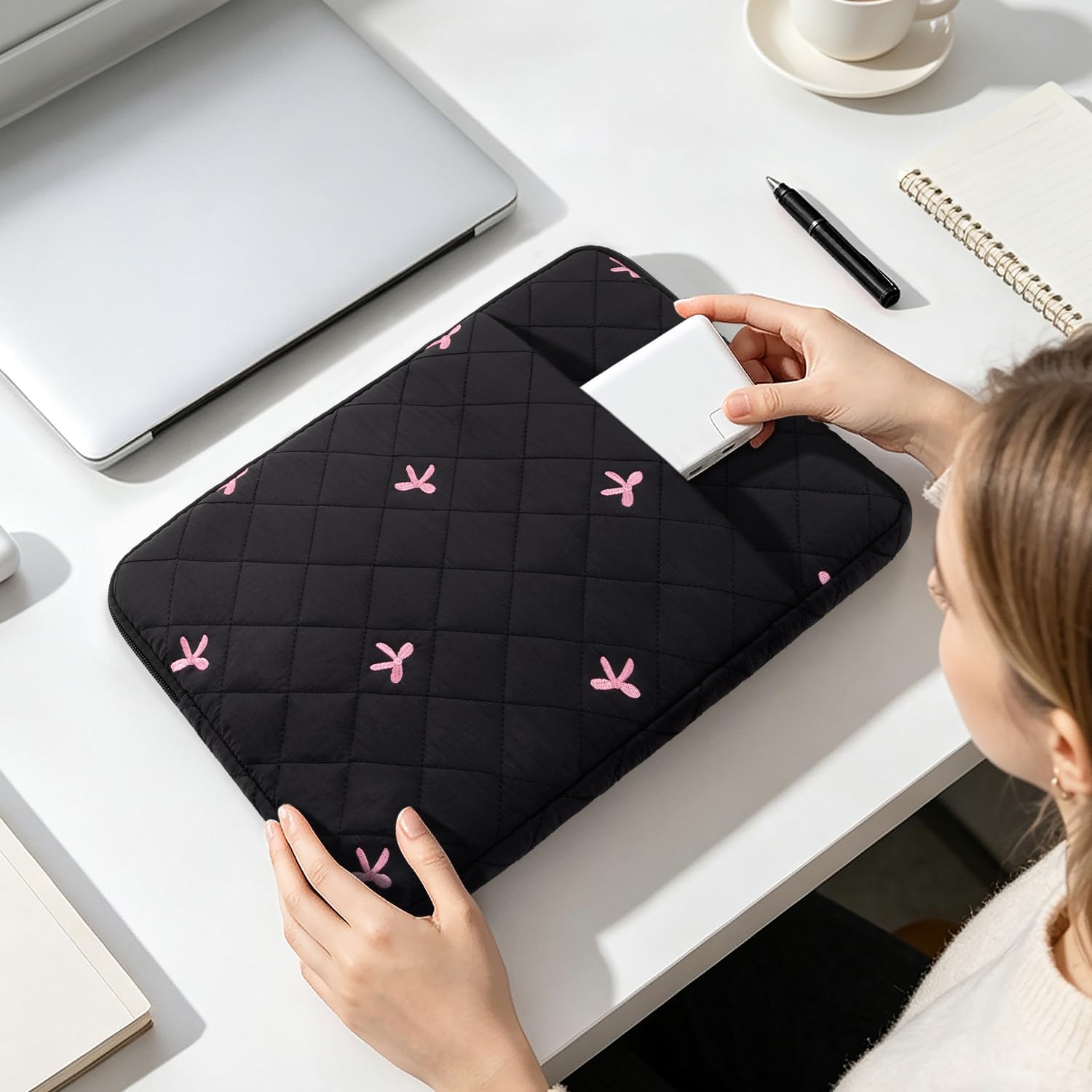 Laptop Sleeve 15-16 Inch Quilted Embroidered Bow with Front Pocket - Image 6